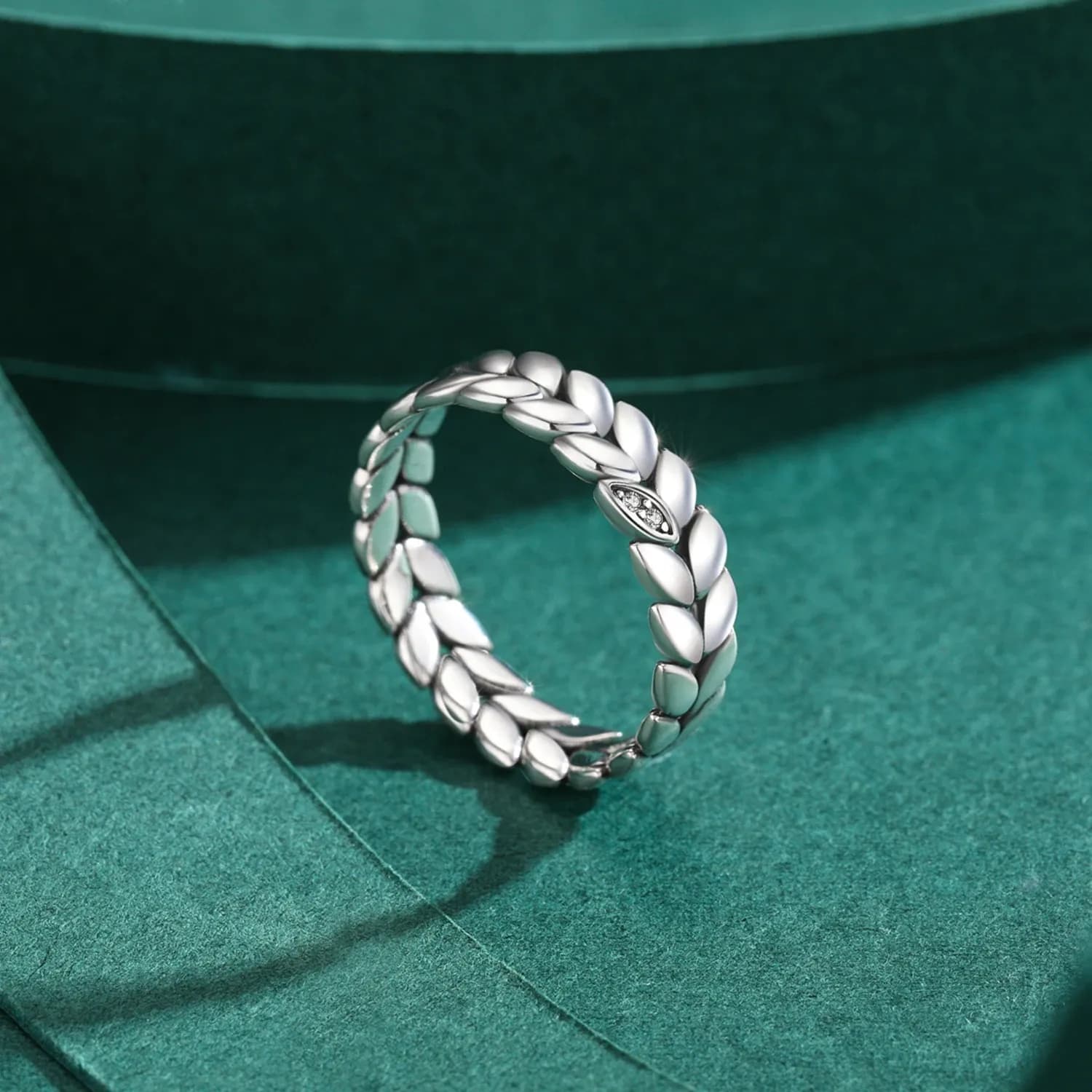 MODIAN 925 스털링 실버 지르콘 스태킹 밀그레인 반지