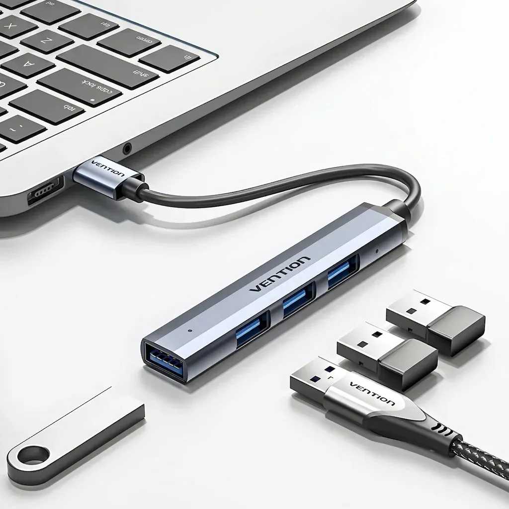 은색 4포트 USB 허브 어댑터